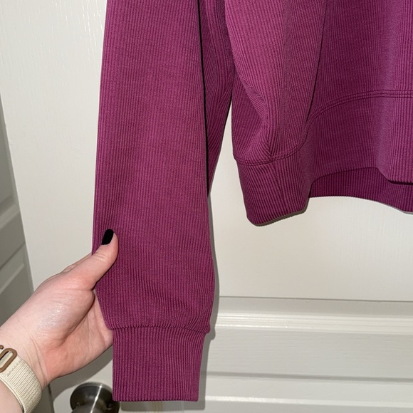 Lululemon Ribbed Softstreme Perfectly Oversized Cropped Crew - Picture 4 of 6